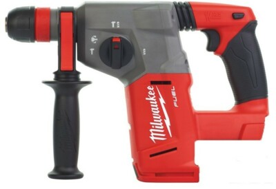 Location Perforateur burineur électrique Milwaukee à Liffré